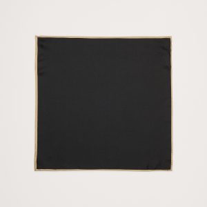 Kia Silk Pocket Square