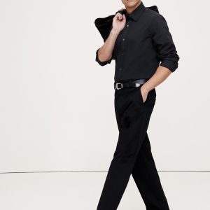 Standard-Fit Wrinkle-Resistant Dress Shirt